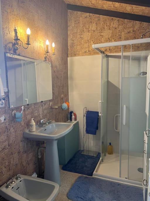 Maison Familiale Idealement Situee Avec Tout Le Confort Нім Екстер'єр фото